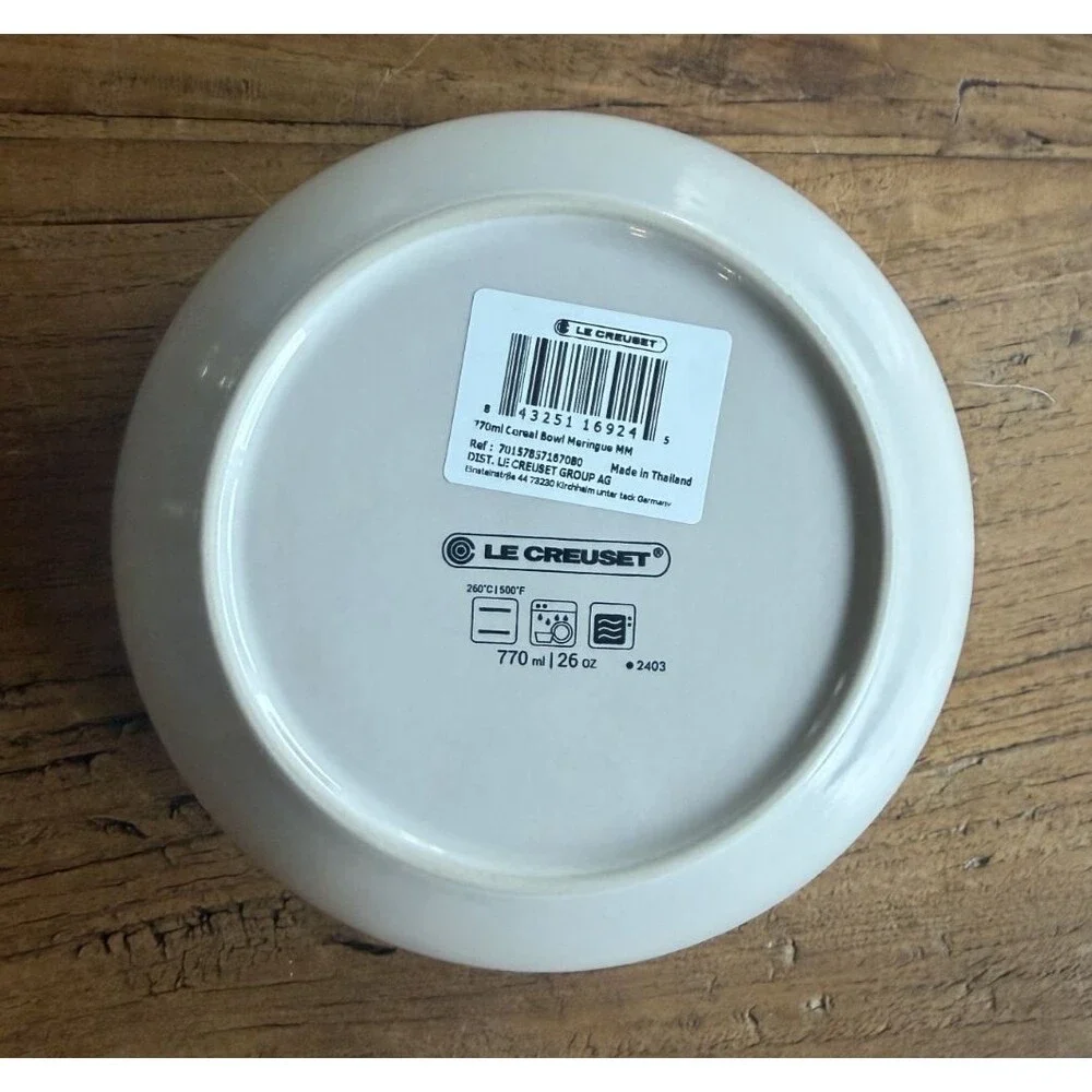 Le Creuset San Francisco Coupe Soup Cereal Bowl 26 oz 770 ml Meringue NEW NWT